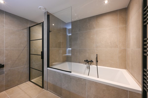 Medium property photo - Oog In 'T Zeilstraat, 2512 CC Den Haag